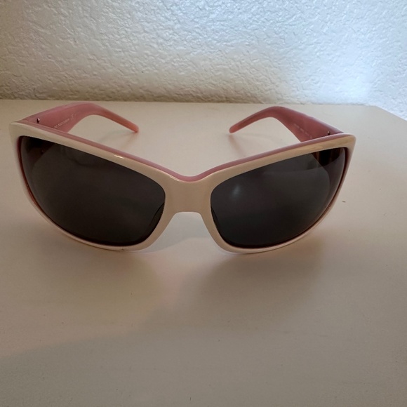 Authentic Dolce and Gabbana sunglasses - Picture 1 of 7